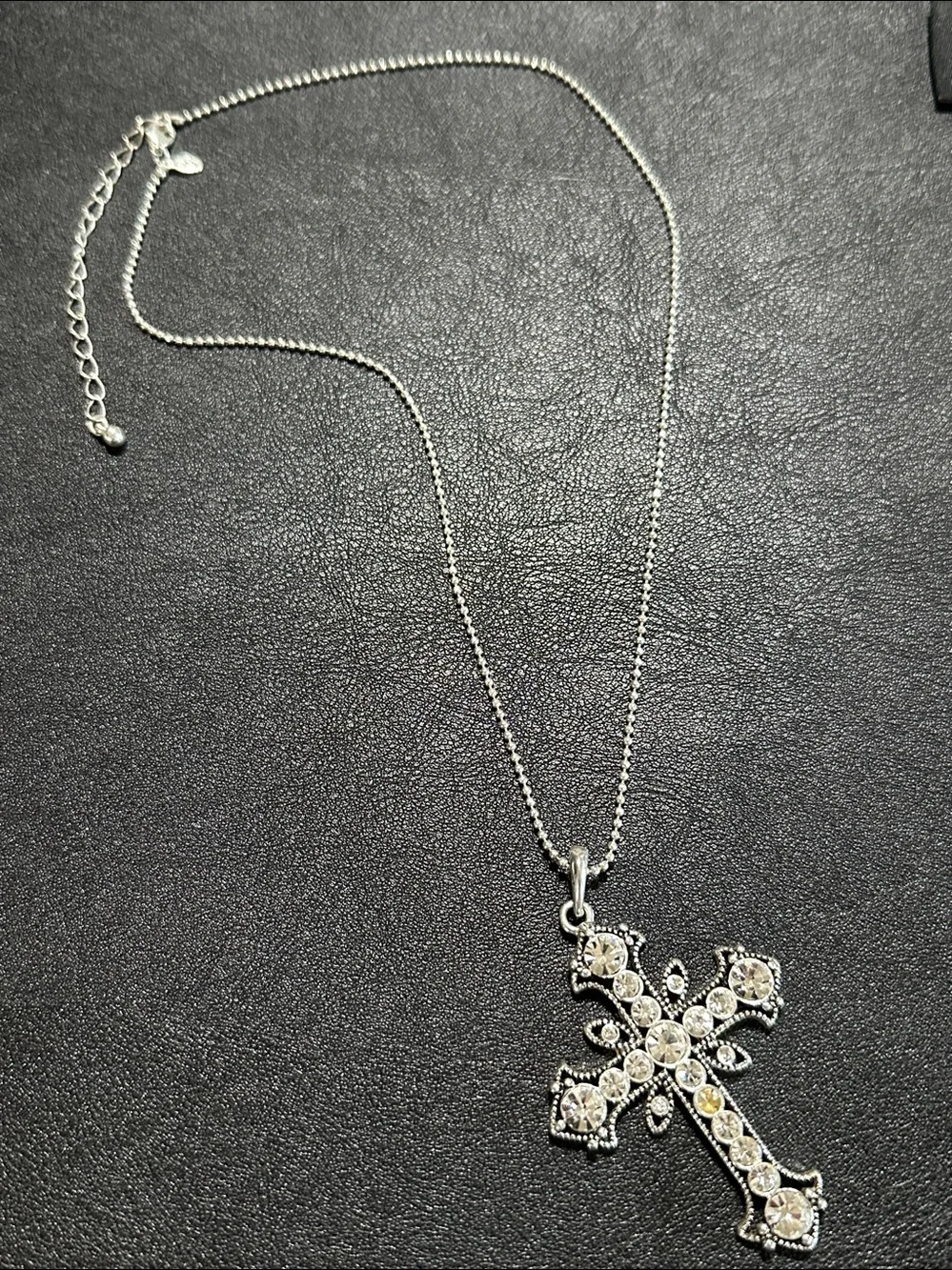 Premier Designs Grace Silver Tone Cross Necklace